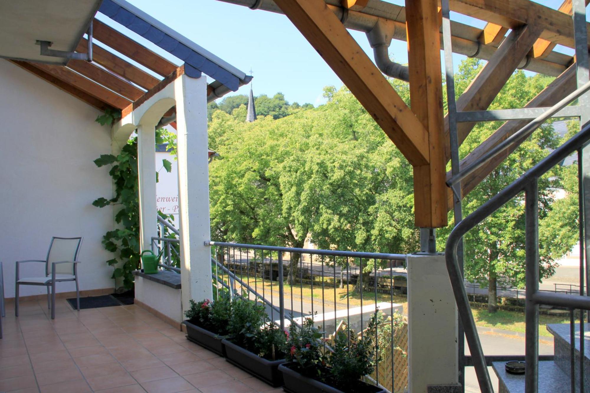 Appartamento Ferienweingut & Gutsrestaurant Becker Burgen  Esterno foto