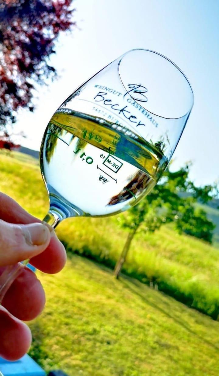 Appartamento Ferienweingut & Gutsrestaurant Becker Burgen  Esterno foto
